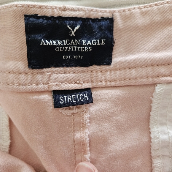 American Eagle Women's Pink Shorts Midi Size 8 - Picture 4 of 7